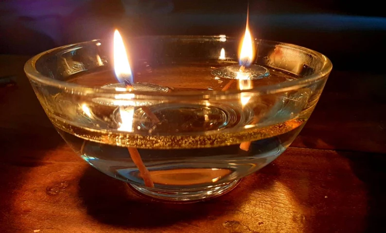 Asociarse con la luz Divina